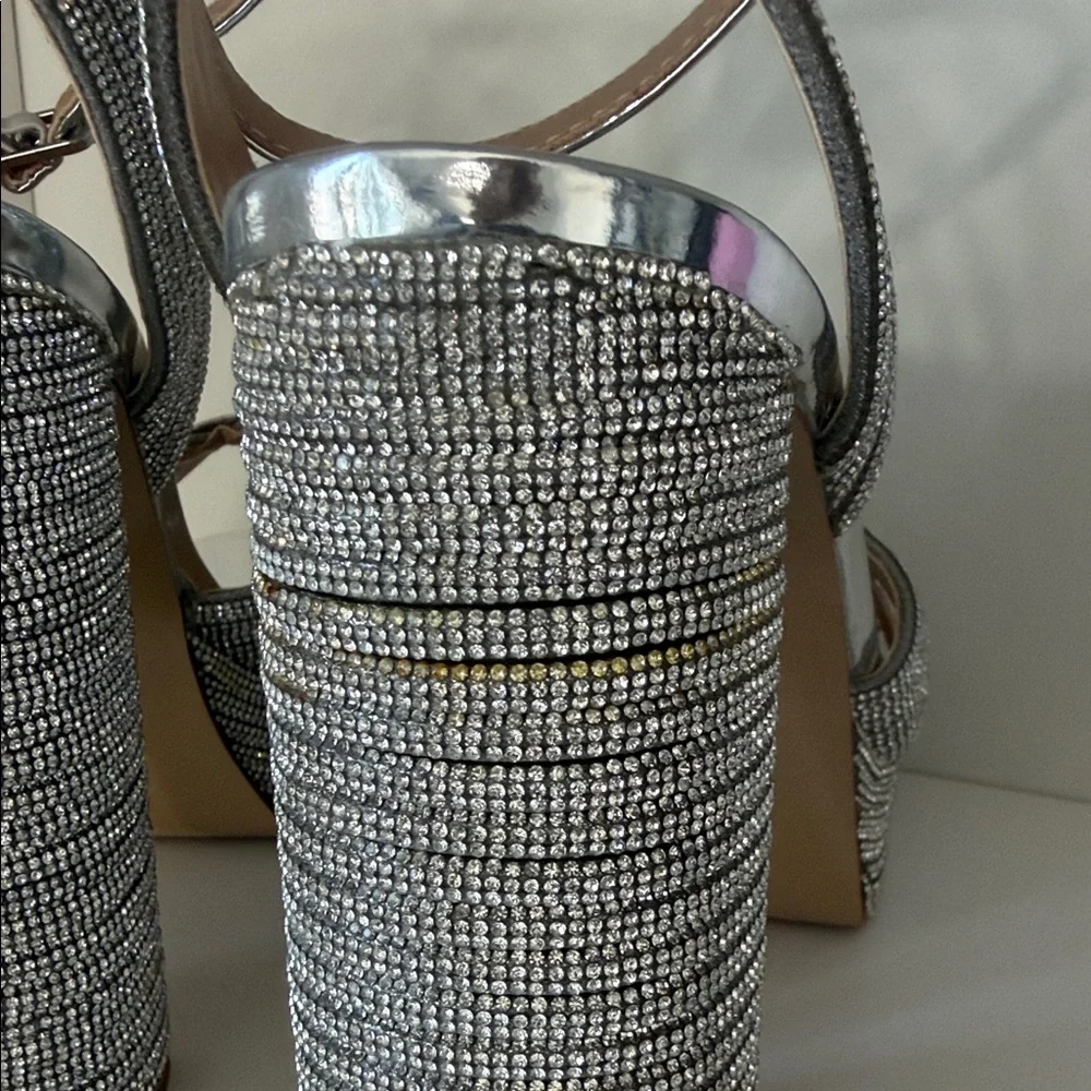 STEVE MADDEN Silver Sparkle Platform Block Heel Sandals